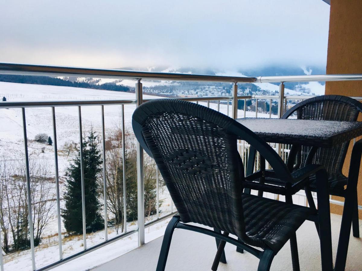 Apartmany Na Vyhledech Loučná pod Klínovcem 외부 사진