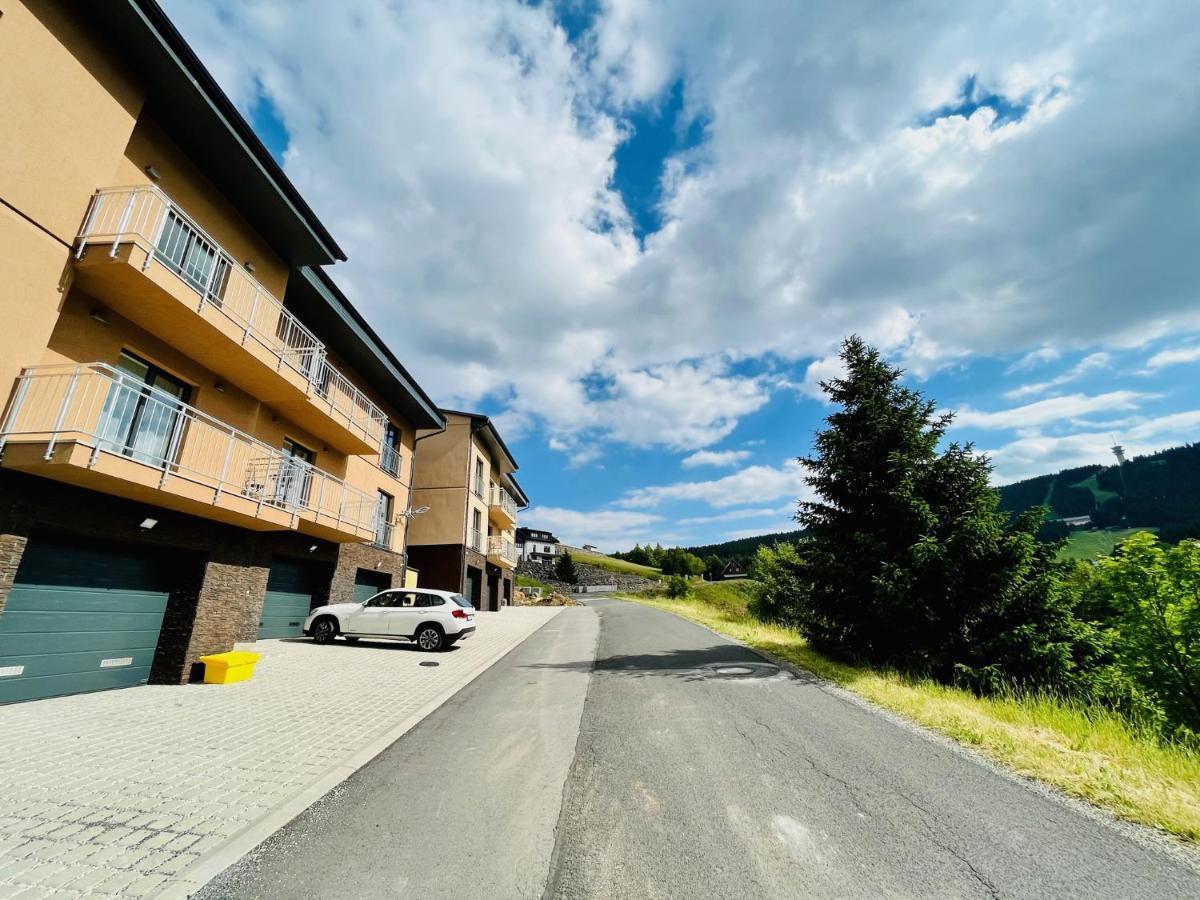 Apartmany Na Vyhledech Loučná pod Klínovcem 외부 사진